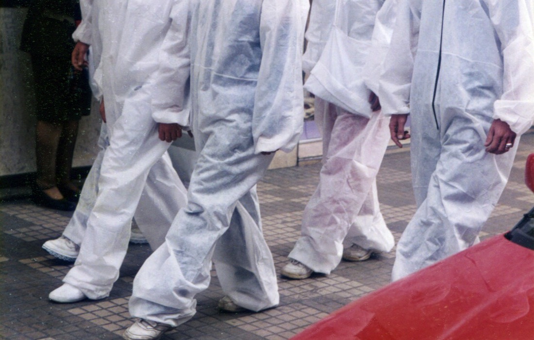 ANGELS, MEN AND CHICKENS, 2000
